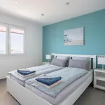 Daire Arce Frontline Seaview *