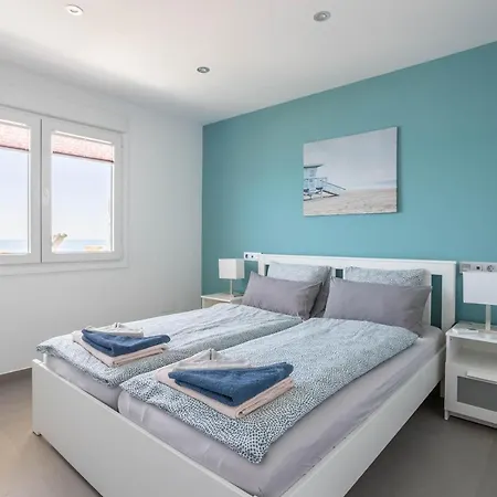 Apartment Arce Frontline Seaview *