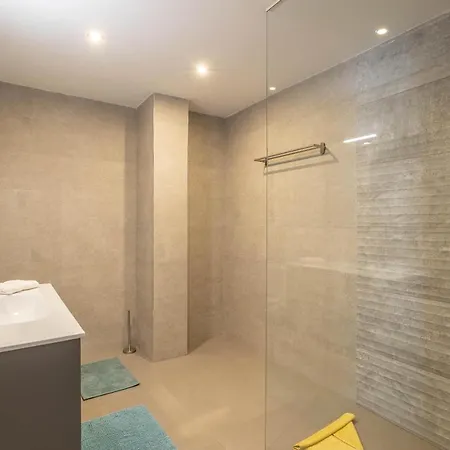Apartment Arce Frontline Seaview